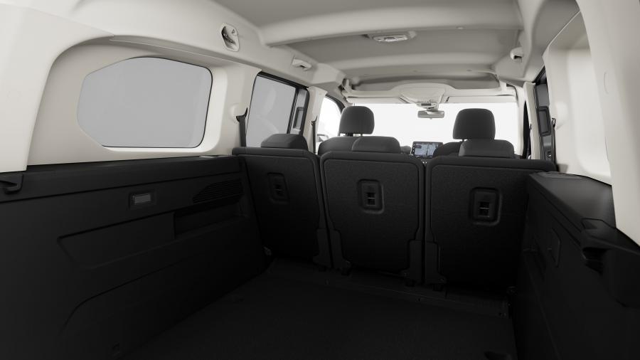 Интерьер Citroen Berlingo Multispace XL 2018 года  (фото 4 из 12)